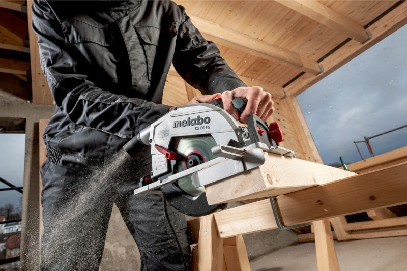 Монтажна пилка Metabo KS 66 FS (601066000)