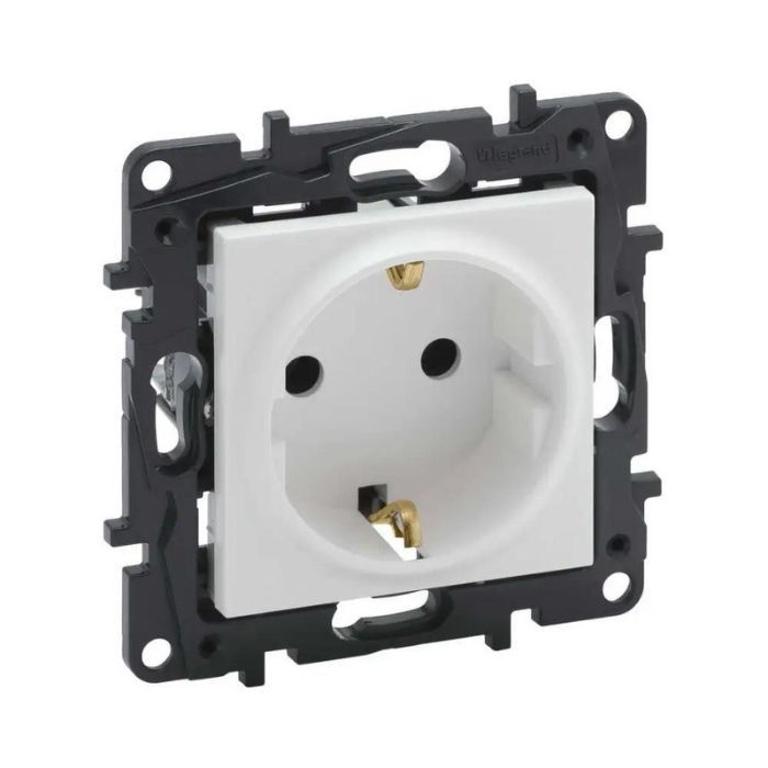 Розетка силова 2К+З 16А, 250 В гвинтові клеми, колір Білий NILOE STEP