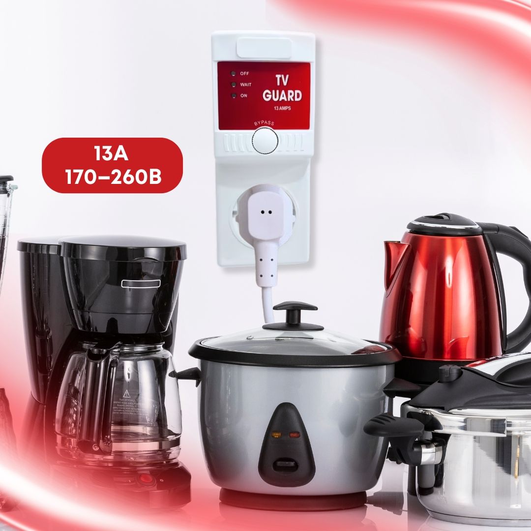 Автоматичне захисне реле в розетку з індикатором AVS 13А 170–260В відсікач напруги