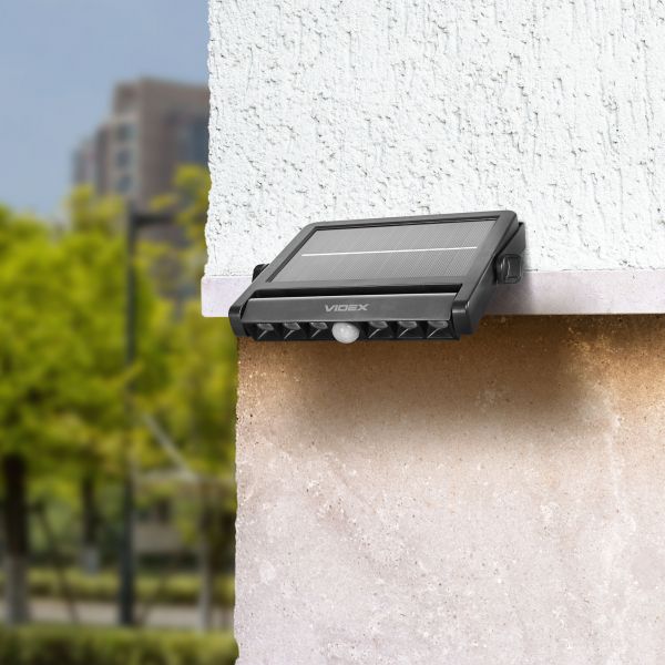 LED светильник автономный настенный IP54 VIDEX 600Lm 5000K Сенсорный