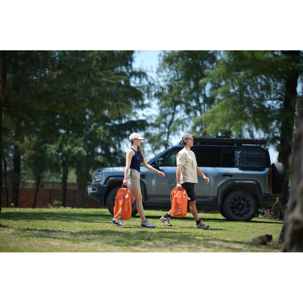 Душ портативный с емкостью и насосом Flextail Tiny Shower Bag, 20л, оранжевый