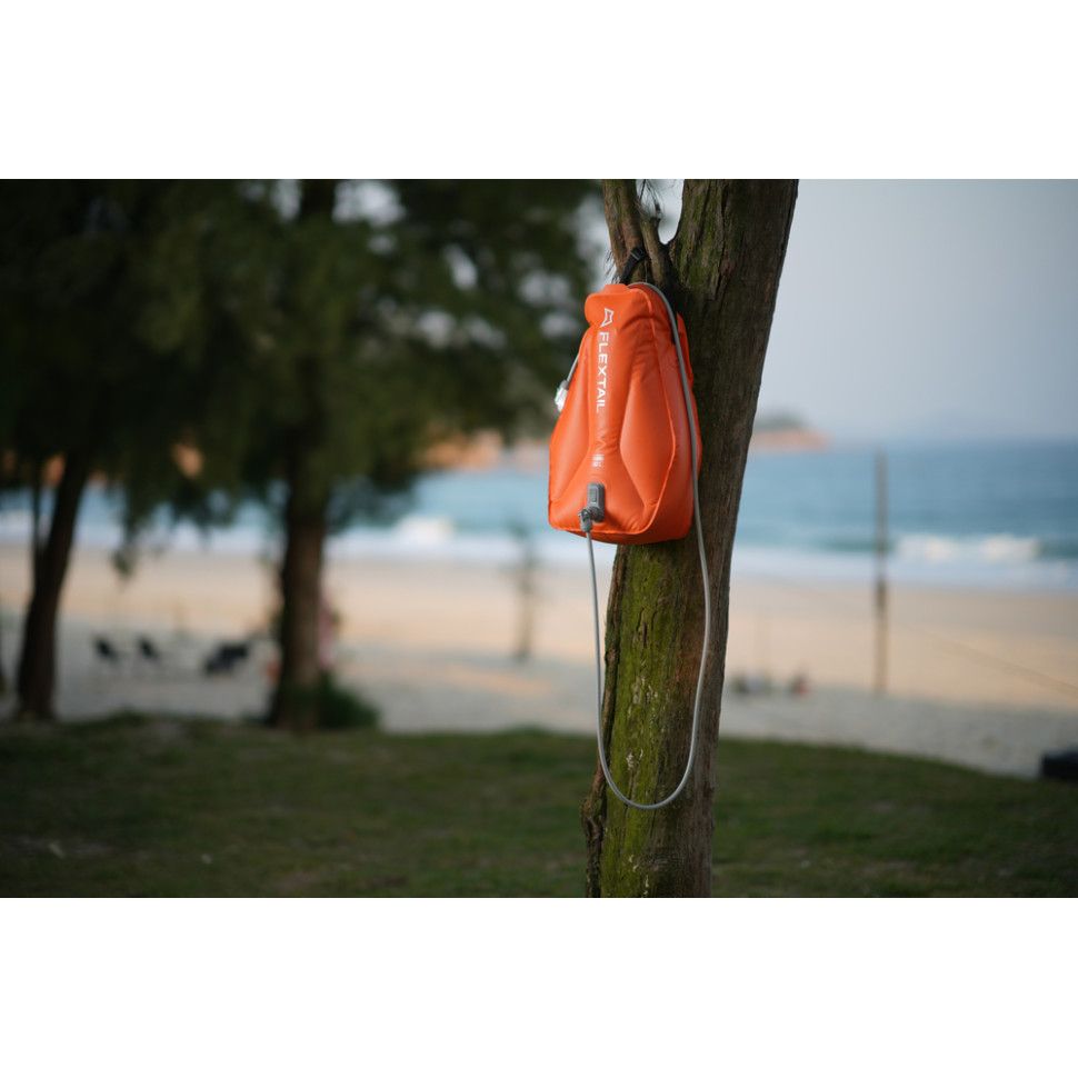 Душ портативный с емкостью и насосом Flextail Tiny Shower Bag, 20л, оранжевый