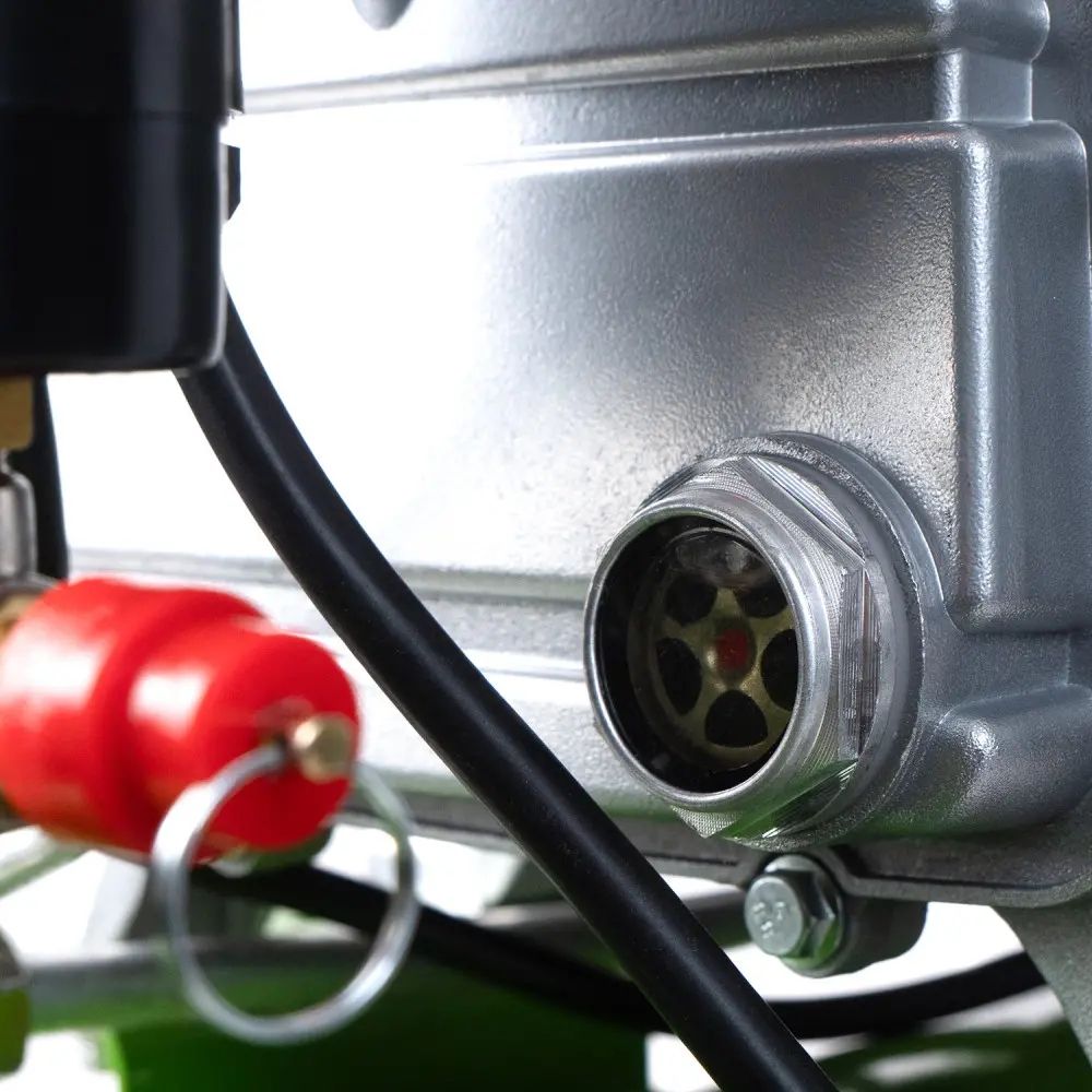 Набір Повітряний компресор Procraft AC24 Universal + Олива для компресора 1л