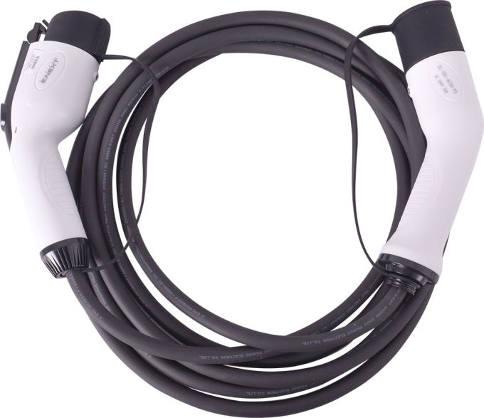 Перехідник e.charge.adapter.cable.T2-T1.32 із Т2 на Т1, кабель 5м, 32А